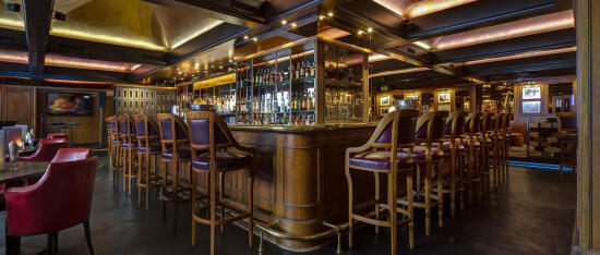 Funky Claude's Bar