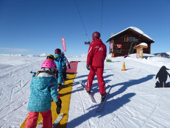 Poster ESS ski touring offer