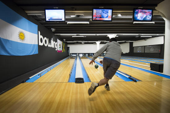 Bowling Sports Bar