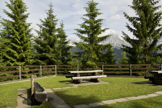 Place de jeux et de pique-nique du réservoir à Villars