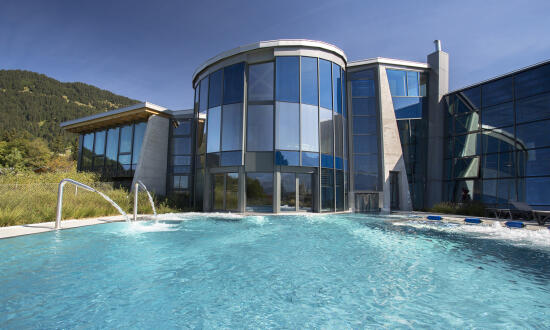 Cold bath at the Villars Spa