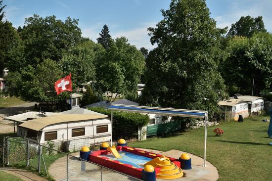 Camping Piscine Penthalaz