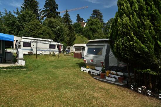 Camping Piscine Penthalaz