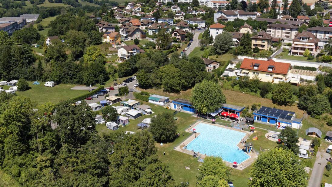 Camping Piscine Penthalaz
