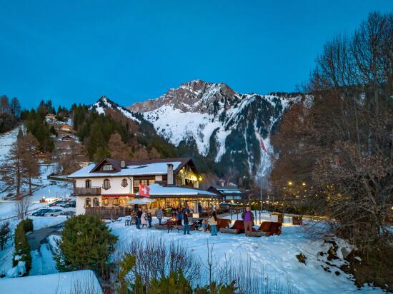 Le Coucou Hôtel & Restaurant