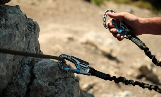 Escalade - été - mousqueton