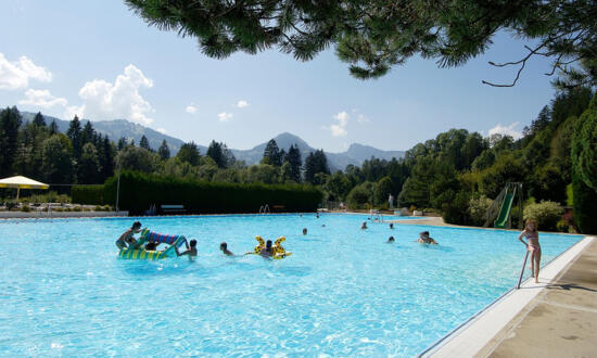 Restaurant de la Piscine - Château-d'Oex - été - Atelier Mamco